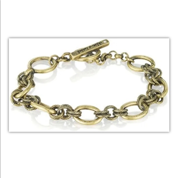 CHLOE AND ISABEL TRESOR TOGGLE BRACELET - Picture 2 of 5